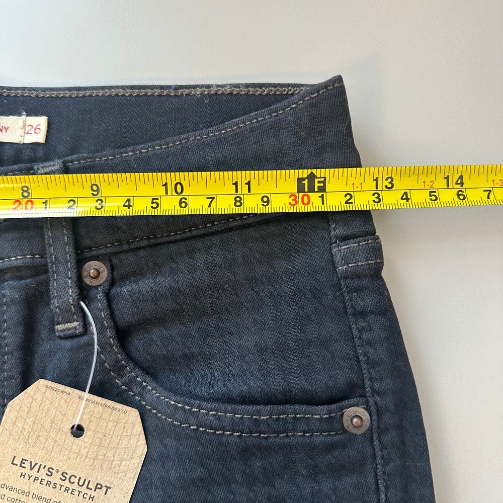 NWT Levi's Mile High Super Skinny Checkered Jeans | Size 26 - Picture 8 of 13